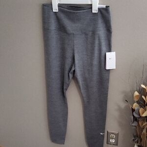 Womens Nike Gray Heather Athletic Leggings
